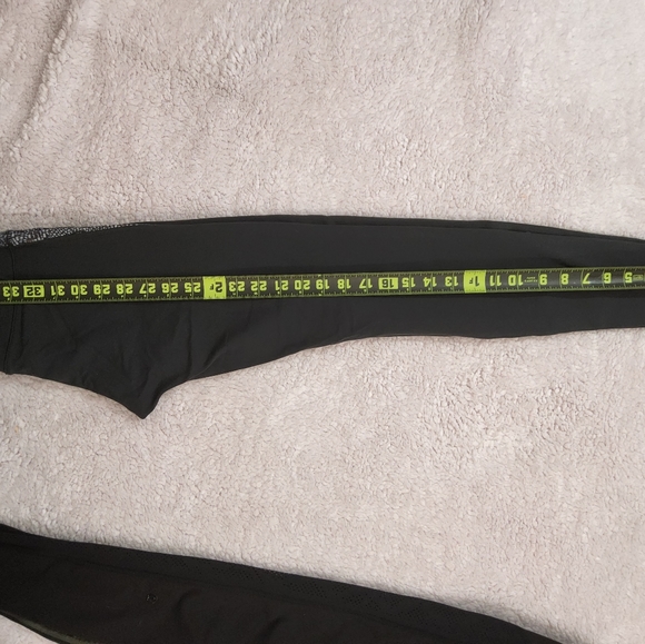 Lululemon - Picture 7 of 8